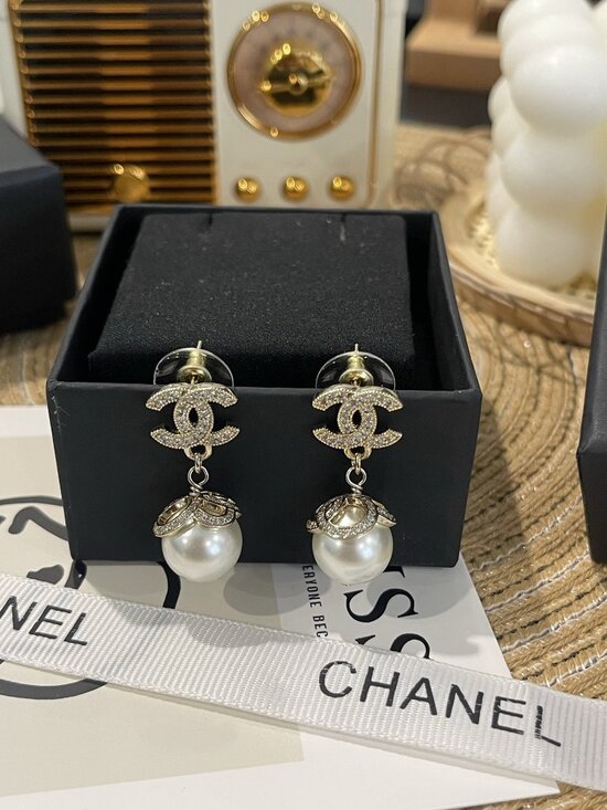 Chanel Jewelry - Chanel earrings